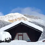 Le Petit Skieur シャレー